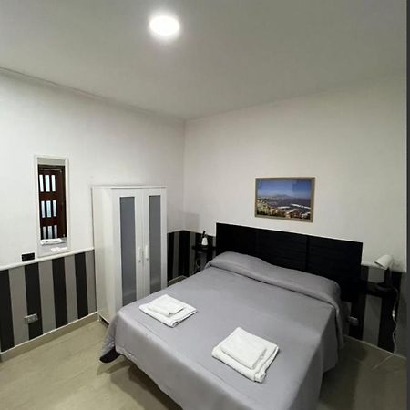 Casa Vacanza Da Totore Napoli Ngoại thất bức ảnh